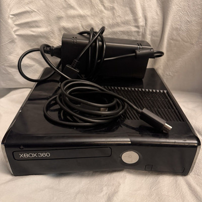 Xbox 360 Slim Bundle 5 Controllers 20+ Games Tested & Working Manuals Included