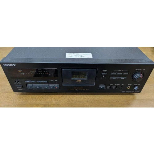 SONY DTC-790 DAT Deck Digital Audio Tape Deck Black Vintage Japan For parts - Picture 4 of 12