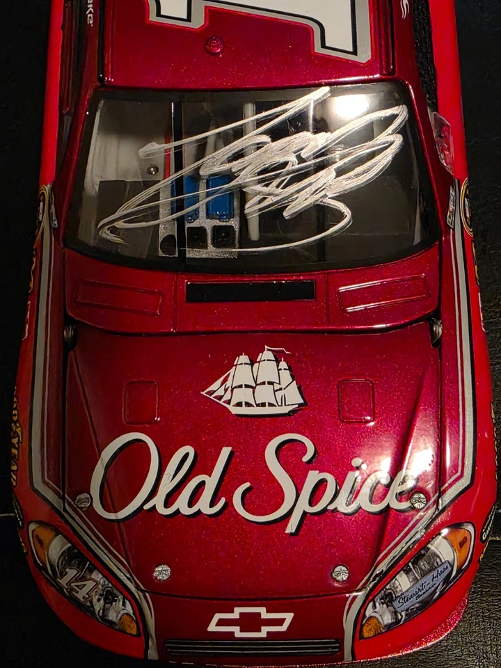Tony Stewart 2010 Signed Old Spice Diecast 1:24 Chevrolet Stewart Haas Racing - Image 4 of 4