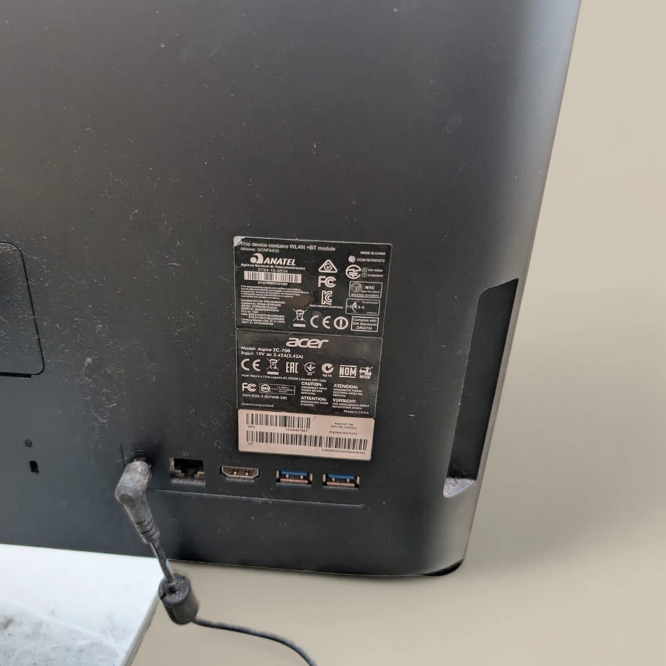 Acer Aspire ZC-700 All-in-One PC 19.5" Intel Pentium N3700 4GB RAM  - Image 3 of 3