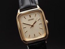 Vintage 1999 Seiko 1N01-0LR0 Gold Dial Tank Qz 20mm Womens Watch From JAPAN