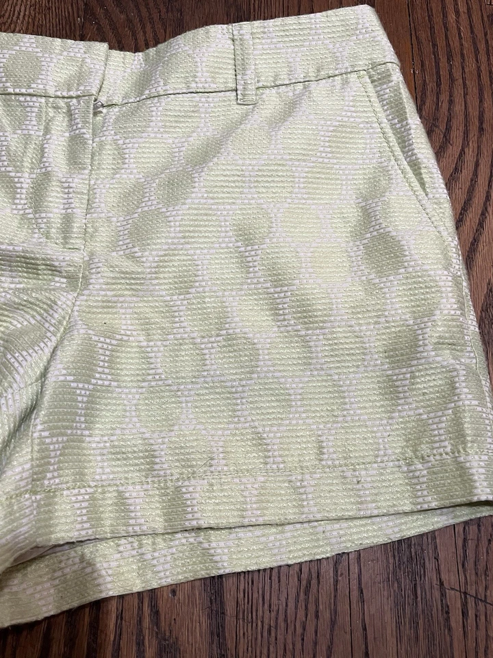 Pantalones Cortos Elegantes Talla 4 ANN TAYLOR Loft Lt Verde Lima y Blanco Texturizados Lunares Foto 4 de 4