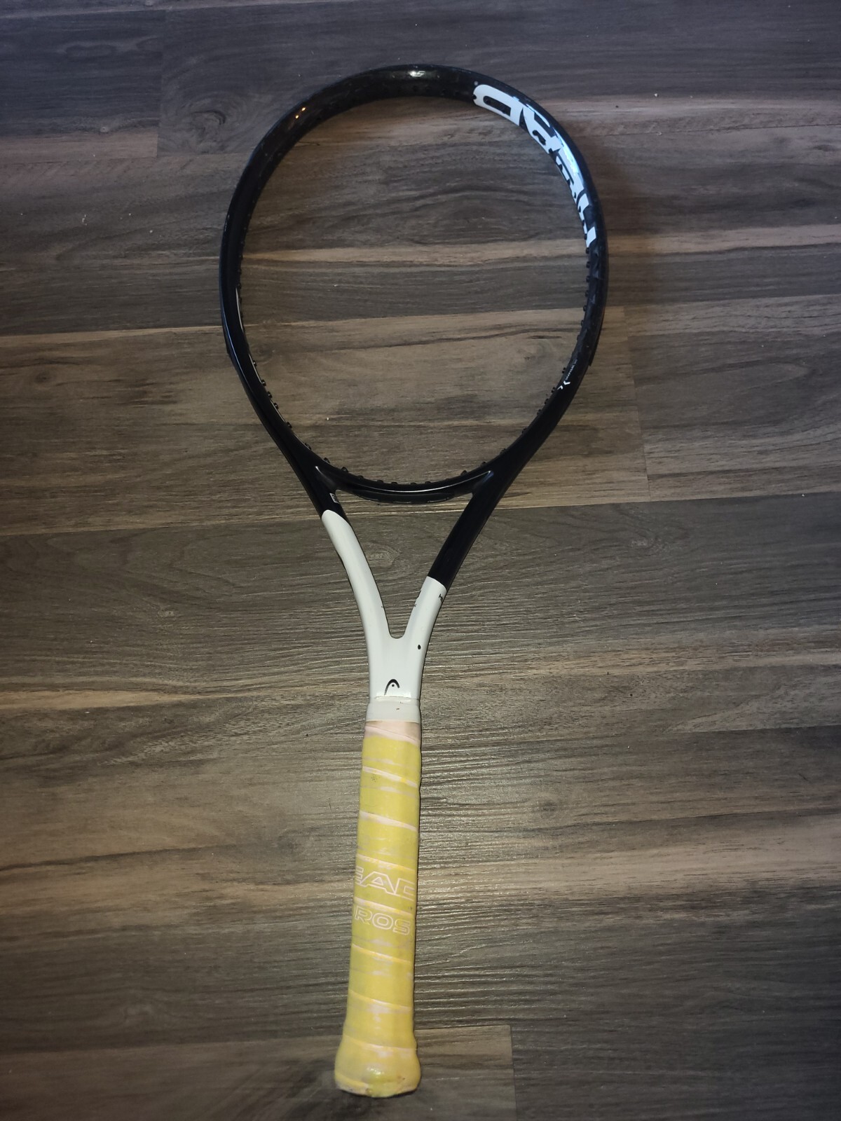 Old Head Speed Racket HEAD Graphene Speed S Racquet-Used-10.1 oz.-16/19 string pattern