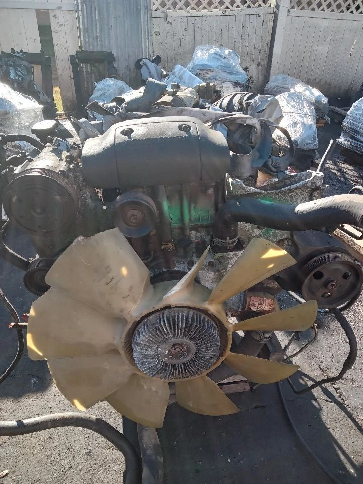 Used Engine Complete Assembly fits: 2001 Ford F250SD PICKUP 7.3L VIN F 8th digit Foto 3 de 4