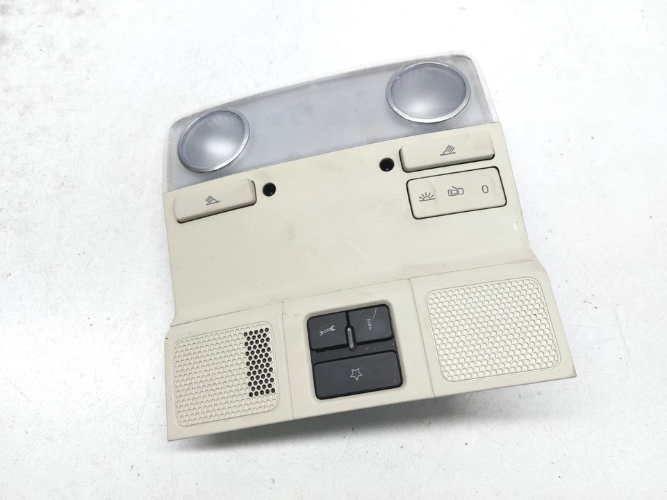 VOLKSWAGEN PASSAT CC TECHO DELANTERO LECTURA LUZ CORTESÍA 1K0947105 2013 Foto 2 de 4