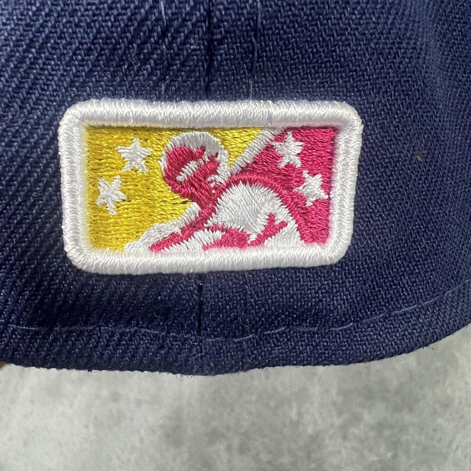 San Antonio Missions Flying Chanclas Fitted Mens 7 5/8 Navy Pink New Era 59FIFTY
