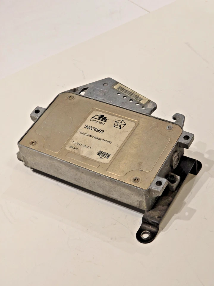 Módulo de sistema de frenos electrónico Jeep Grand Cherokee 92-95 56026993 OEM Foto 3 de 4