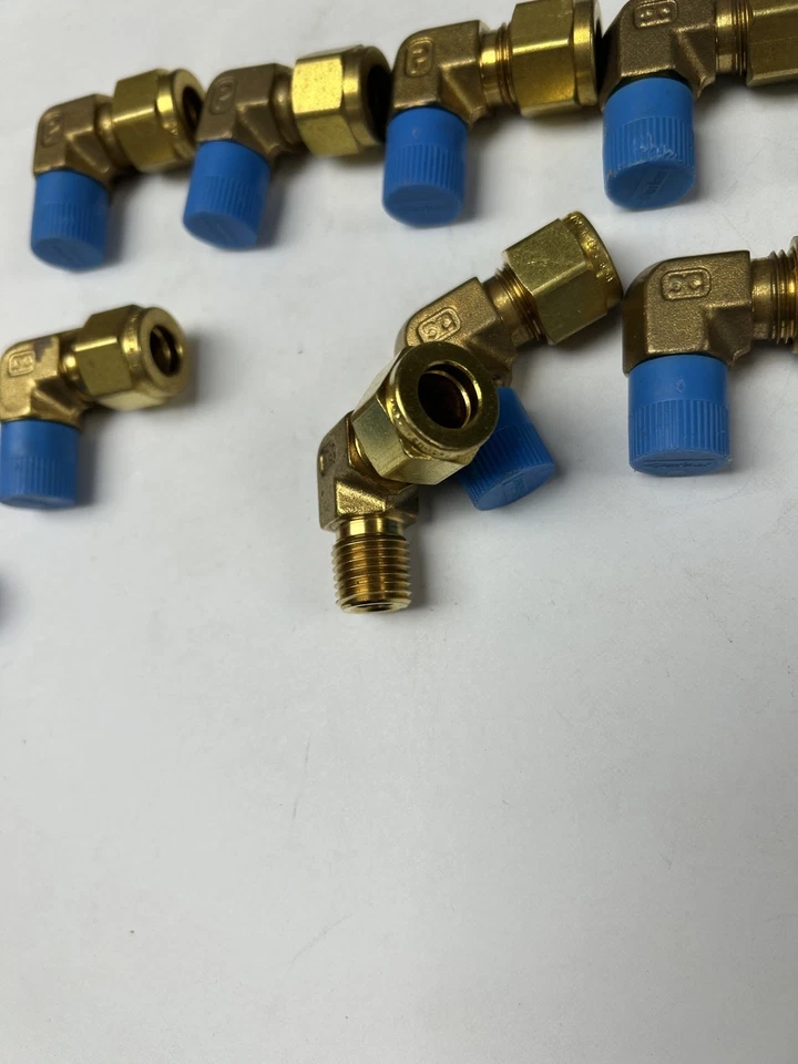(Lot of 10) Parker 3/8" Tube OD x 1/4" MNPT Brass CPI 6 B Compression Elbow 90  - Image 2 of 4