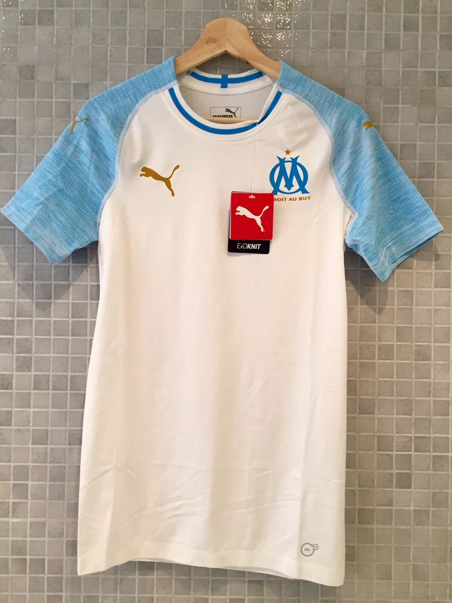 Ensemble om 2019 puma top