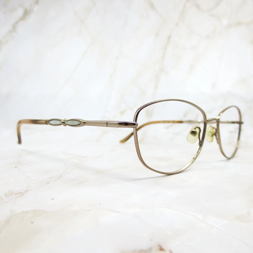 Liz Claiborne Eyeglasses Frame L304-68P Womens Gray Full Rim Rectangle 54-16-135 - Image 2 of 4