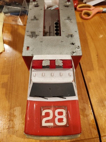 Toy fire truck - Picture 4 of 4