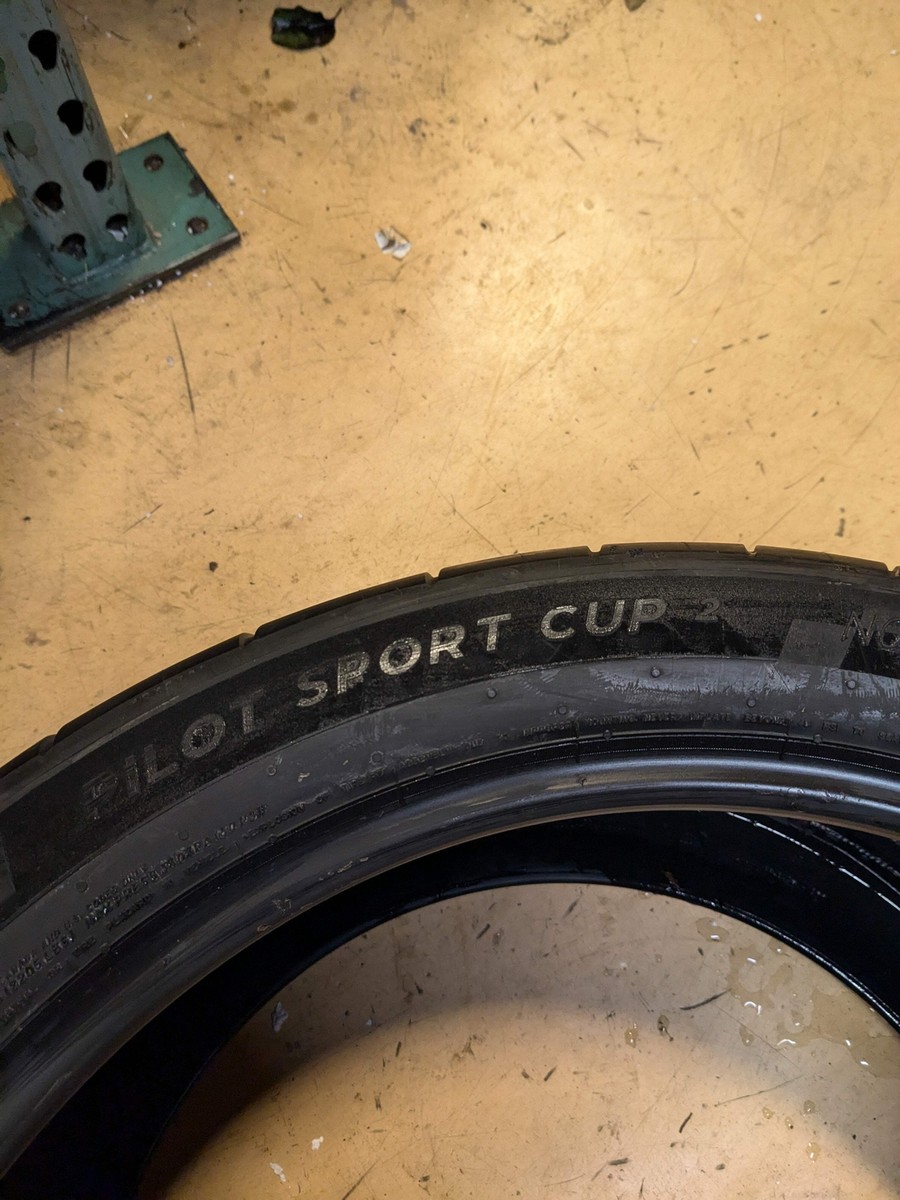 【新品】INOUT Original Sierra Cup2個 MICHELIN PILOT SPORT CUP 2 (NO) PORSCHE P 335 30 20 108Y XL