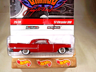 2009 Hot Wheels CHASE Larry's Garage 25/39 '57 CHRYSLER 300 Red w