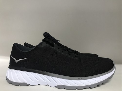 hoka one one women's cavu 2