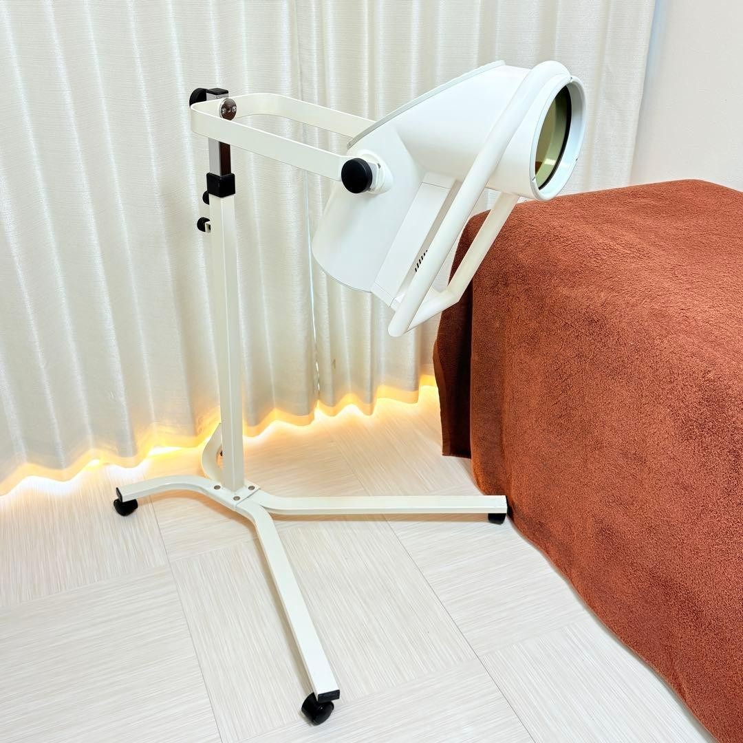 BIOTRON ２　ホワイト Bioptron 2 Zepter Professional Light Therapy Lamp Tested with