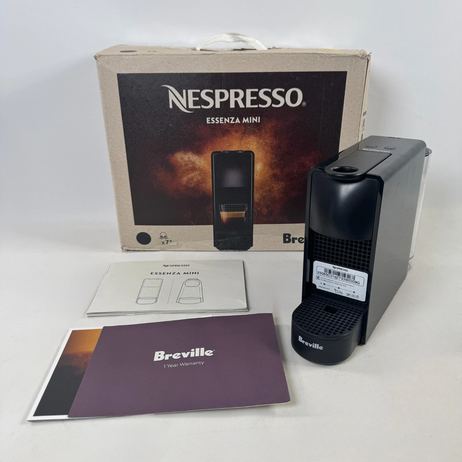 NESPRESSO Essenza Mini by BREVILLE BEC220BLK Espresso Machine