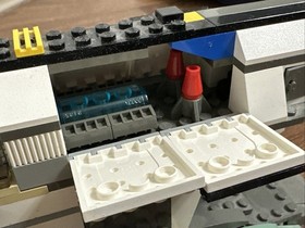 LEGO Star Wars: Jango Fett's Slave I Ship 7153 Complete? No Figures