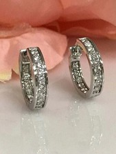 Orecchini a cerchio donna huggie diamanti creati in laboratorio tondi 2 ct placcati oro bianco 14 carati