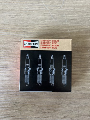 Spark Plug-Natural Champion Spark Plug 9412 (4 Pack) - Picture 2 of 5