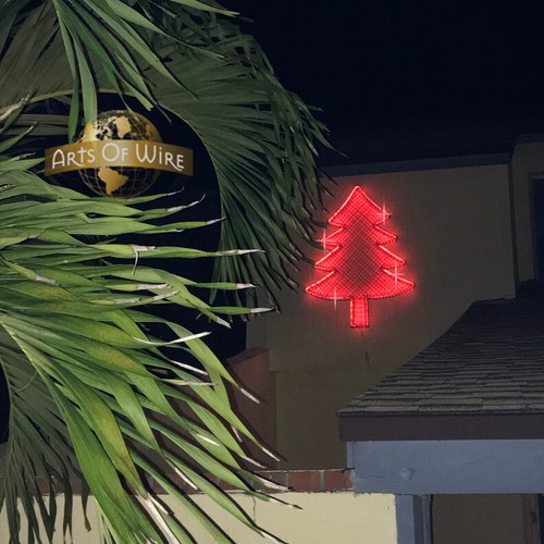 LED Lighted Christmas Tree-One of a kind-Lifetime Warranty-Quality Materials - Picture 3 of 3