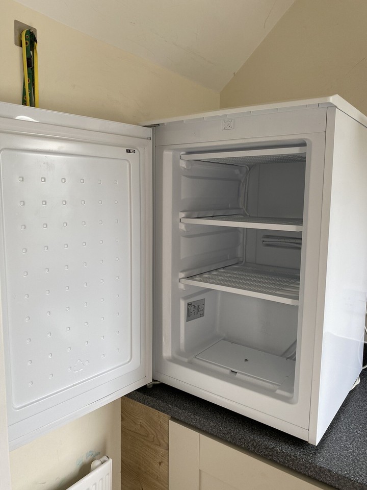 Swan UnderCounter Standalone Freezer Used eBay