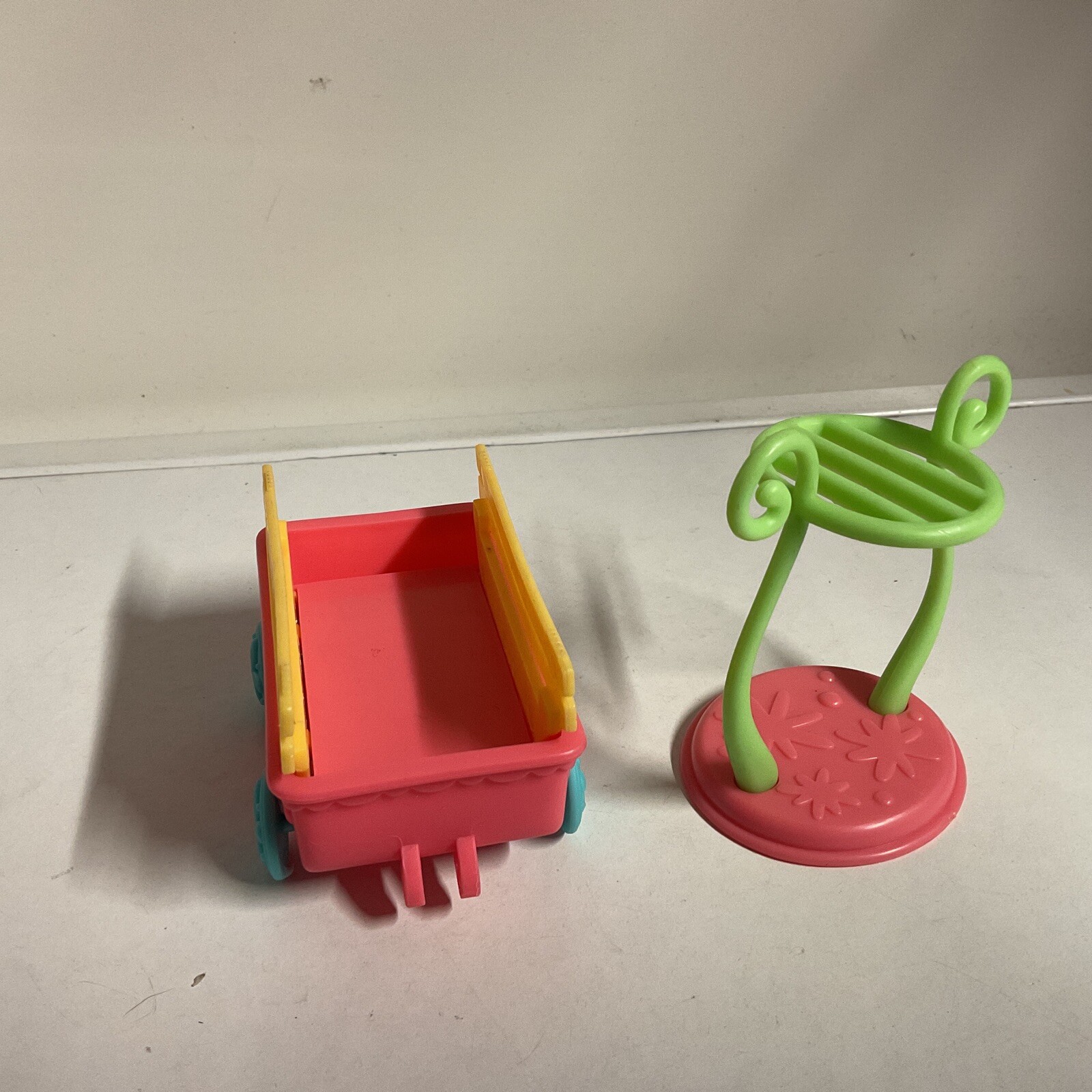 LPS littlest pet shop accessories cart and stand eBay