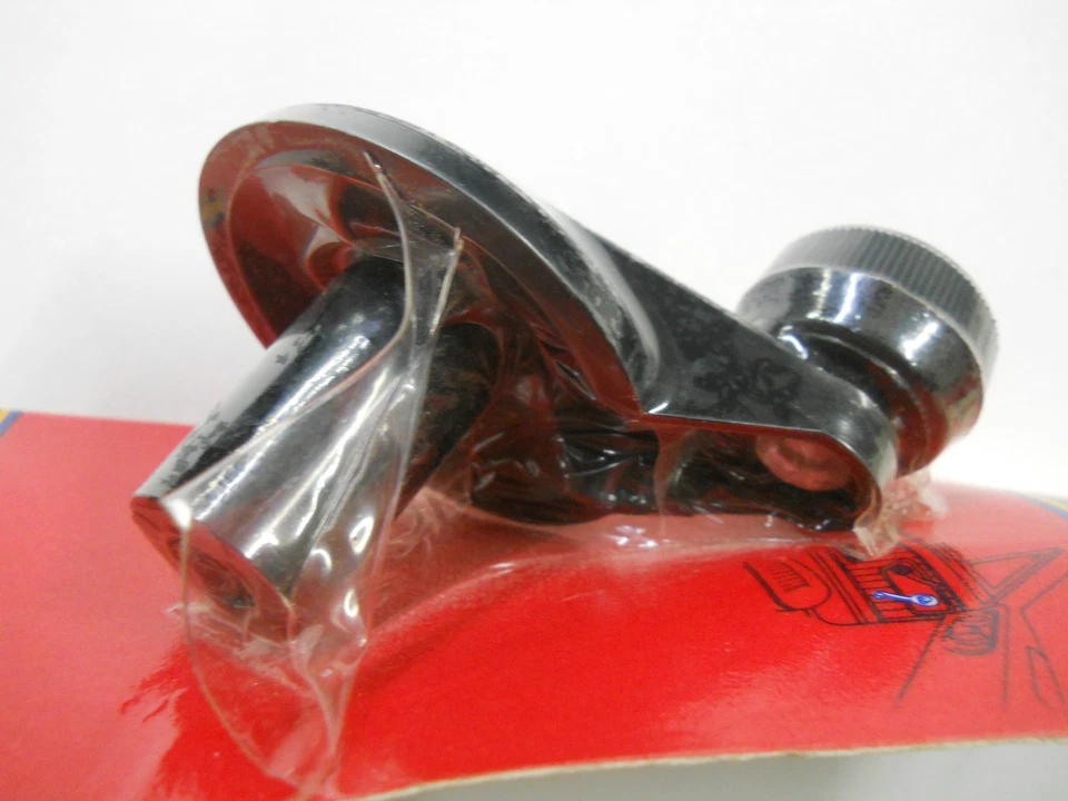 Manivela de ventana de ventilación de diseño mejorado Dorman 76983 para autos Ford y Mercury 1979-85 Foto 2 de 3