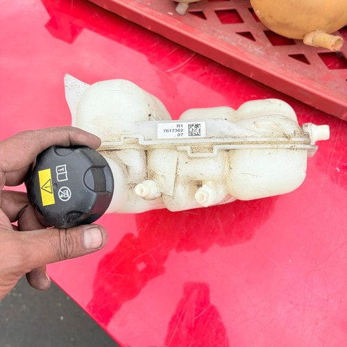 2017 BMW Coolant Expansion Tank Bottle B37B B47D 1 2 Series 7617362 - Picture 7 of 14
