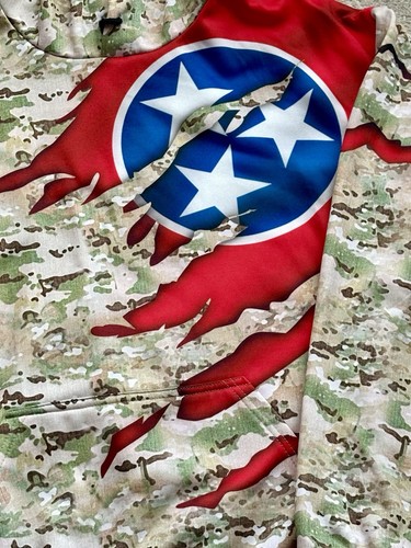 Tennessee Flag & Camouflage Hoodie Sweatshirt L Garment one Red White & Blue - Picture 11 of 11