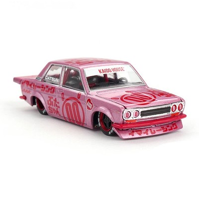 Mini GT x Kaido House 1:64 Datsun 510 Pro Street Buta V1 – Pink