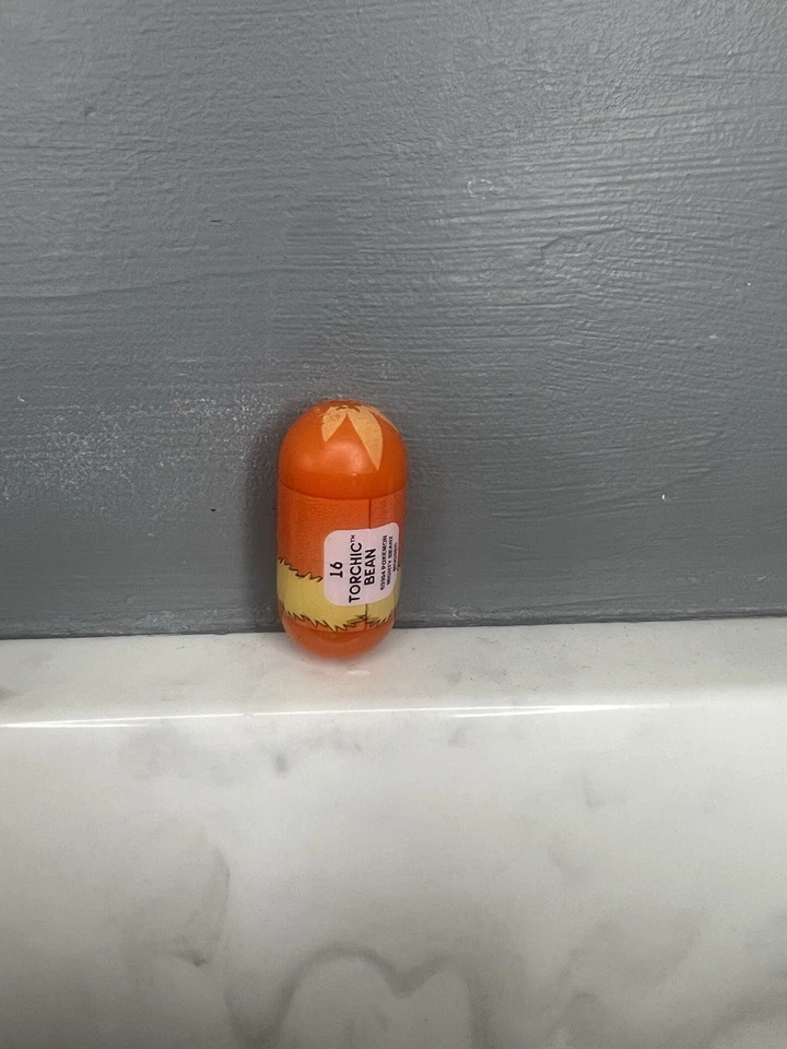 Torchic Bean #16 2004 Vintage Pokemon Mighty Beanz Moose Enterprise - Image 3 of 3