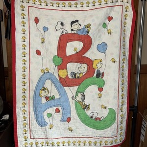 United Feature Syndicate Peanuts Crib Blanket Bedding Cloth Blanket ABC Balloons