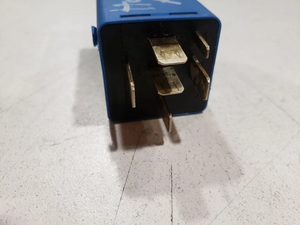 1995 BMW 318TI E36 - DRL (Daytime Running Light) 7-Pin Module - OEM   8368039 - Image 4 of 4