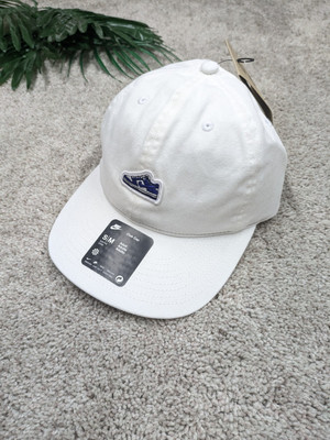 Nike Air Max 1 Hat Baseball Cap White Blu Club Small/Medium Strapback Cotton NWT