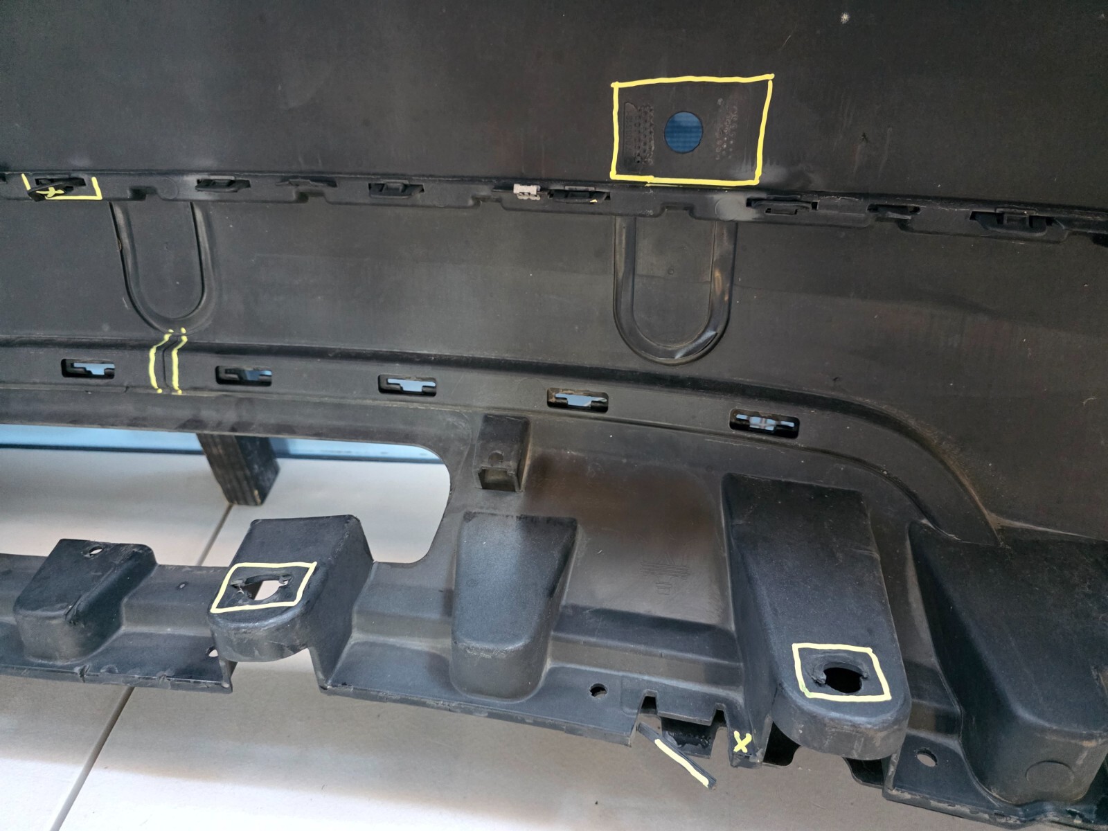2017 18 19 20 21 2022 MASERATI LEVANTE Q4, SQ4 GRANLUSSO REAR BUMPER COVER OEM
