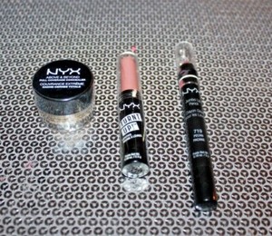 Détails Sur Nyx Couverture Complète Cache Cernes Cj10 Lèvre Pencil719 Rouge à Lèvres