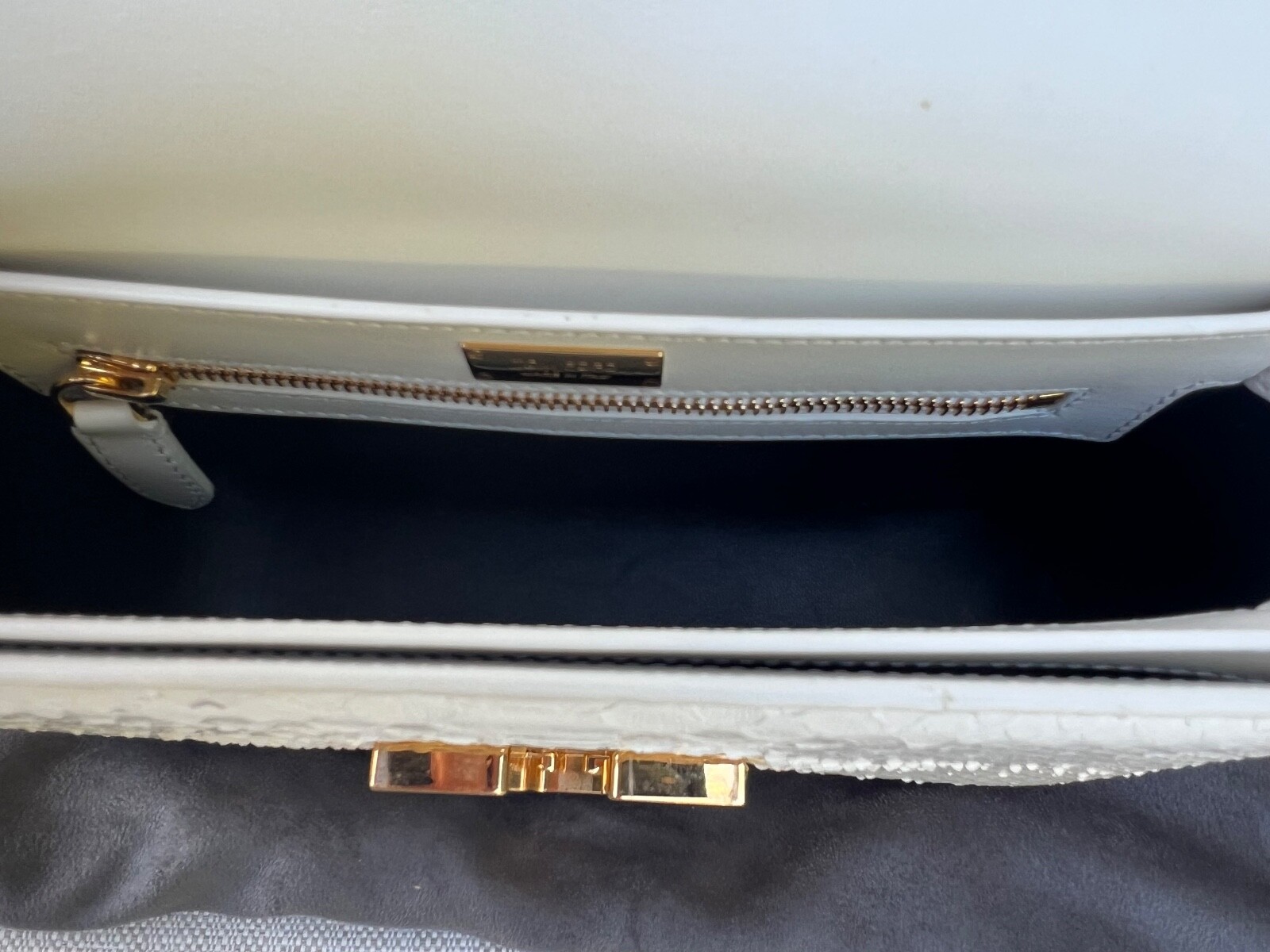 TOM FORD T clasp MEDIUM PYTHON SHOULDER BAG - image 13