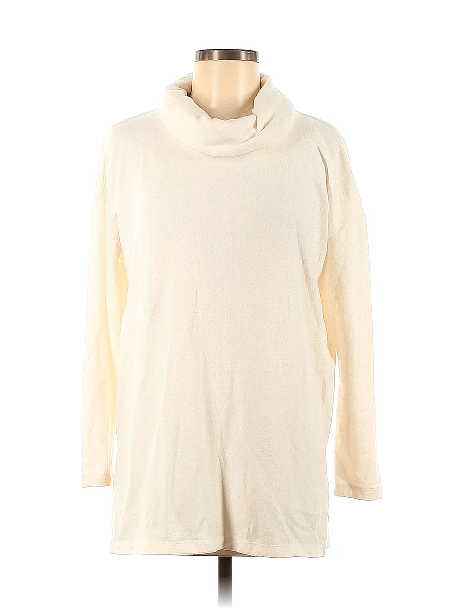 Womens ivory top turtleneck sweater