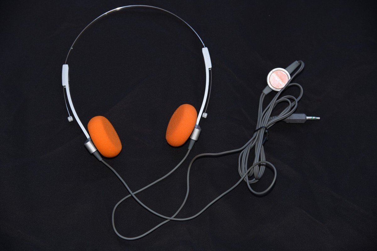 Sony MDR-4 DYNAMIC Stereo Headphones For Sony TPS-L2 WM-3 Walkman