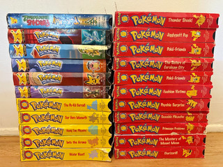 Pokemon Episodes VHS Movies 22 VHS Lot Charizard Pikachu Umbreon
