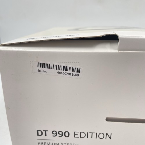 Beyerdynamic DT 990 Edition Open Back Studio Headphones for Mixing Mastering - Picture 12 of 13