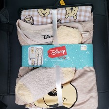 Ladies Large WINNIE THE POOH PJ 3 PIECE SET-2 PIECE PJ SET WITH SOCKS WOMEN'S
