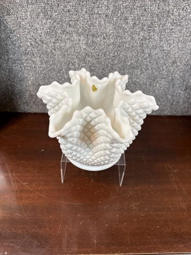 Vtg~Westmoreland Milk Glass Planter Jardiniere English Hobnail