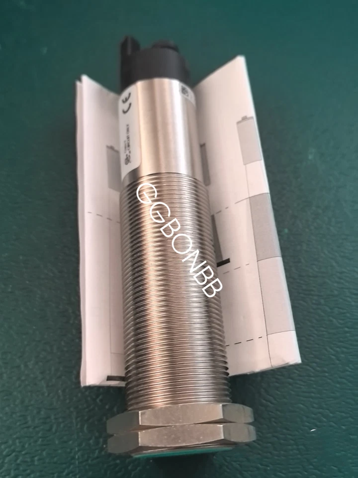 Brand New Pepperl+Fuchs 3RG6012-3AC00-PF Ultrasonic Sensor FedEx or DHL or UPS - Image 3 of 4