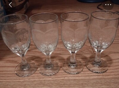 Libbey Glasses In Chivalry Pattern Vintage Wine Set Of 4 Wine Goblets