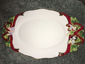 Disney Christmas Holiday Platter Mickey Mouse Dumbo Pinocchio Oval Serving Dish