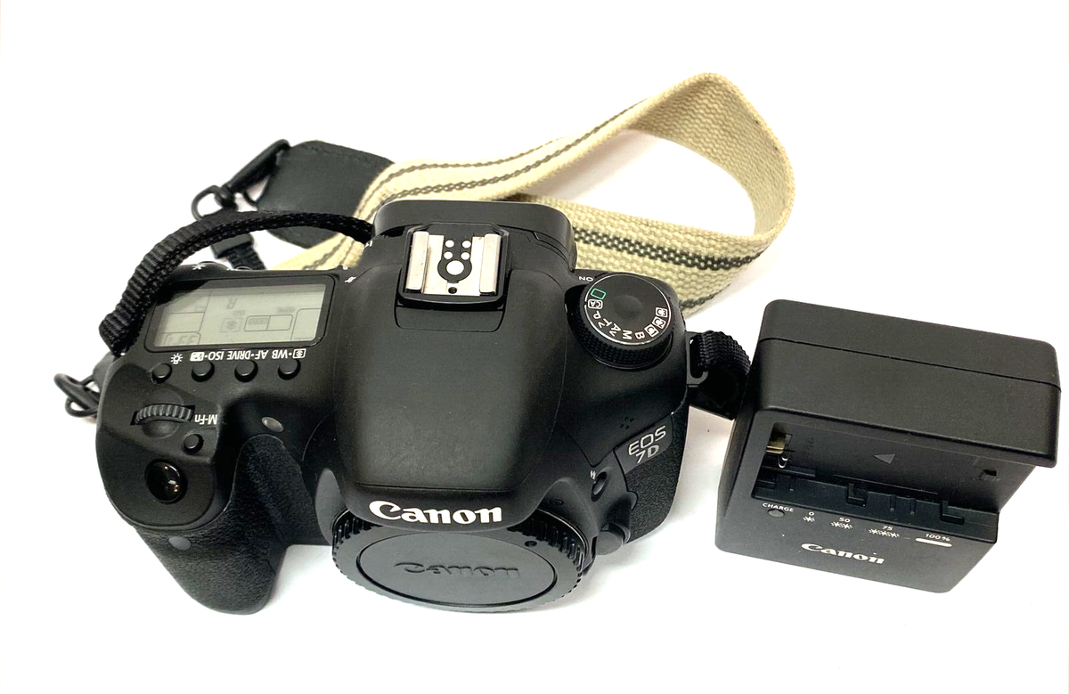 Canon EOS 7D 18.0 MP Digital SLR Camera - Black- DS126251 (Body