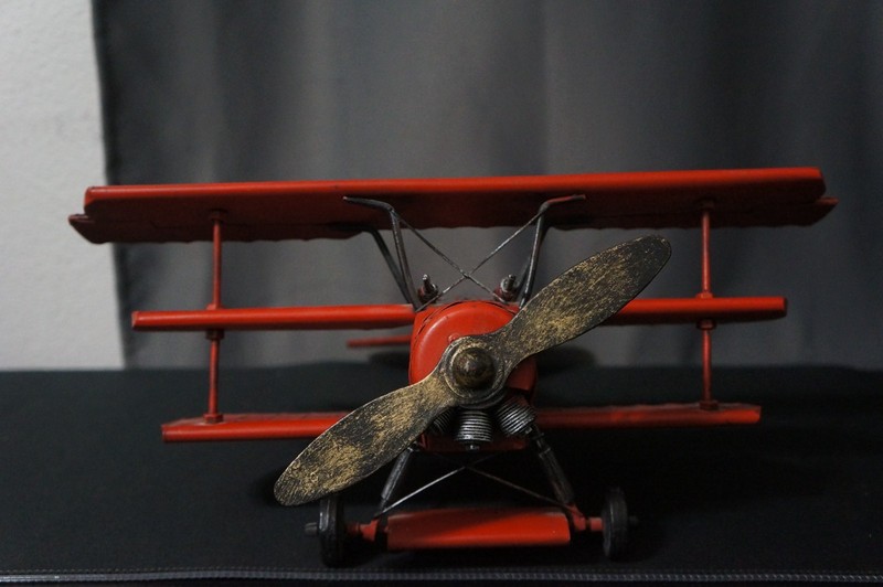 Red Baron Tri-Plane WW1 ***VINTAGE***