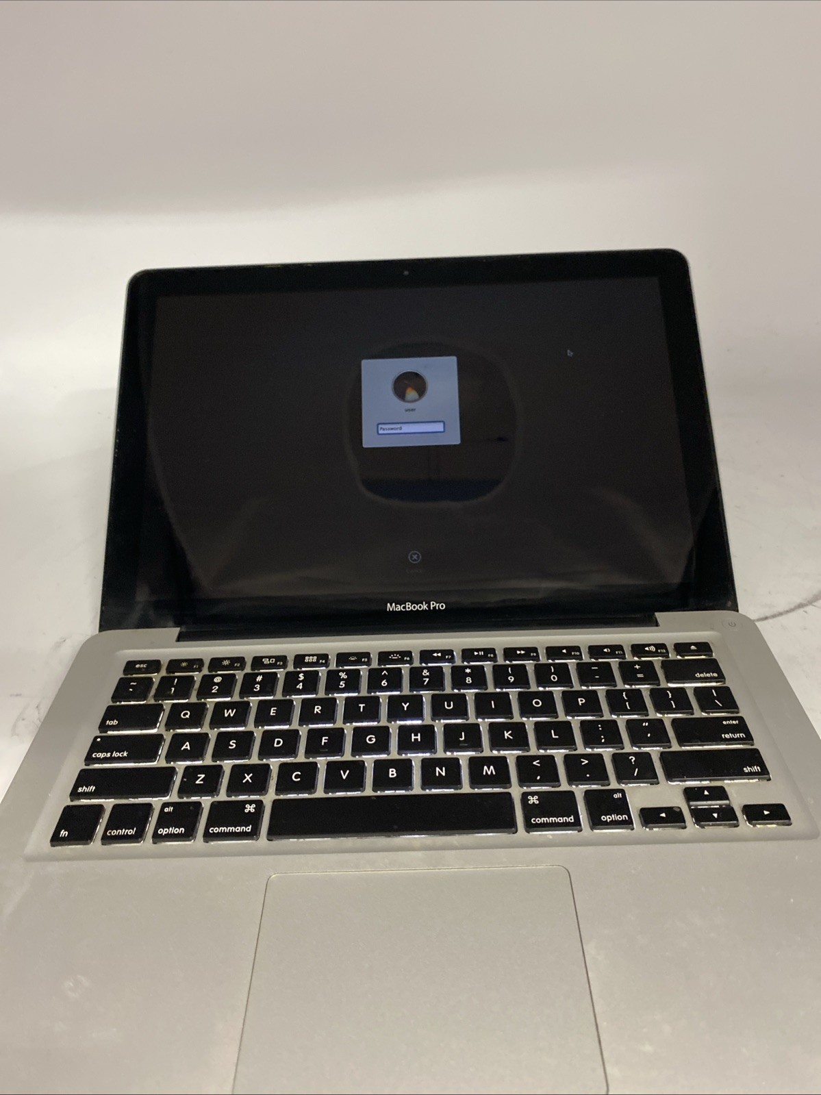 Apple MacBook Pro A1278 i5 3rd Gen@2.5GHz 8GB RAM 500GB HDD Bad Battery