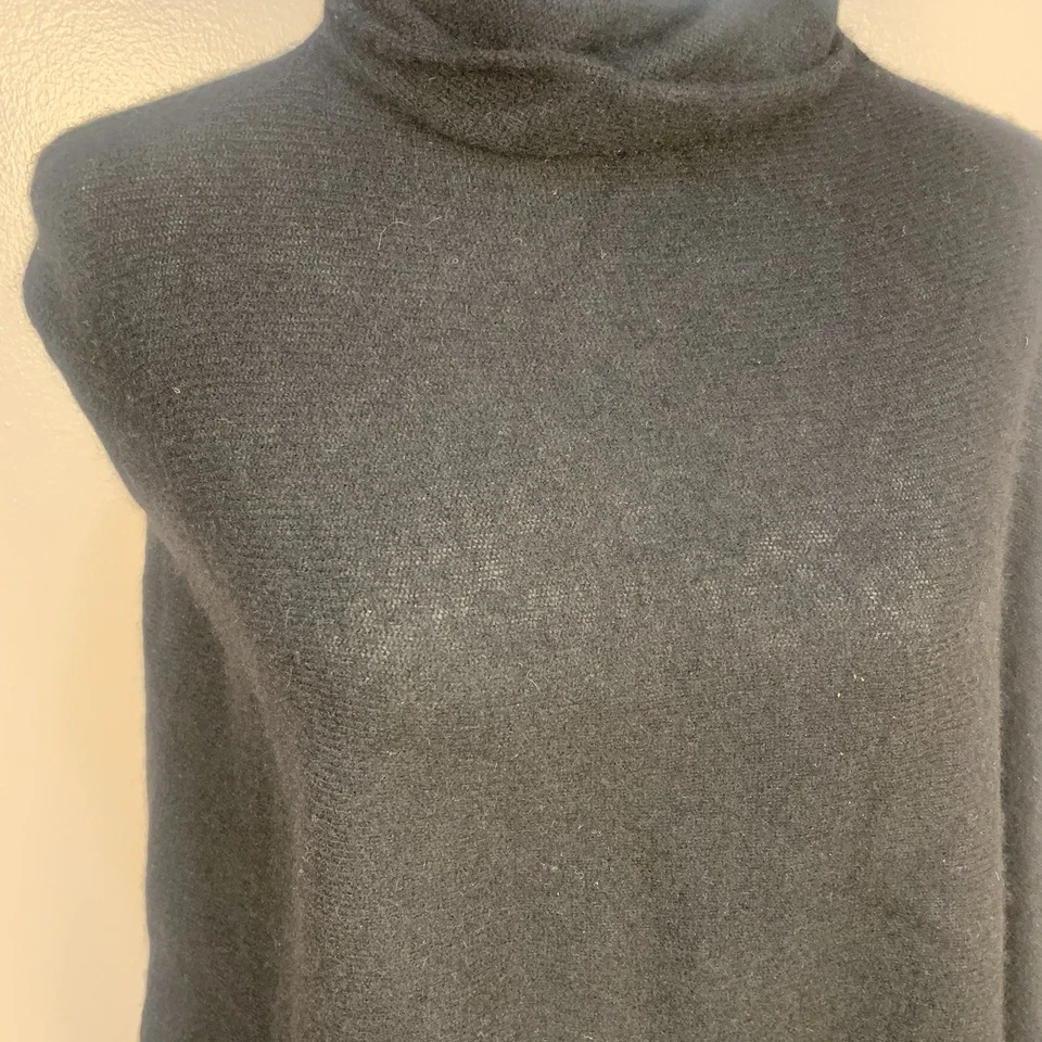 Mantón envolvente blanco + Warren 100 % cachemir cuello alto negro suave asimétrico M/L Foto 2 de 4